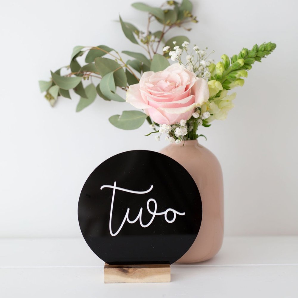 Black Acrylic Round Table Numbers - The Confetti Gift Co